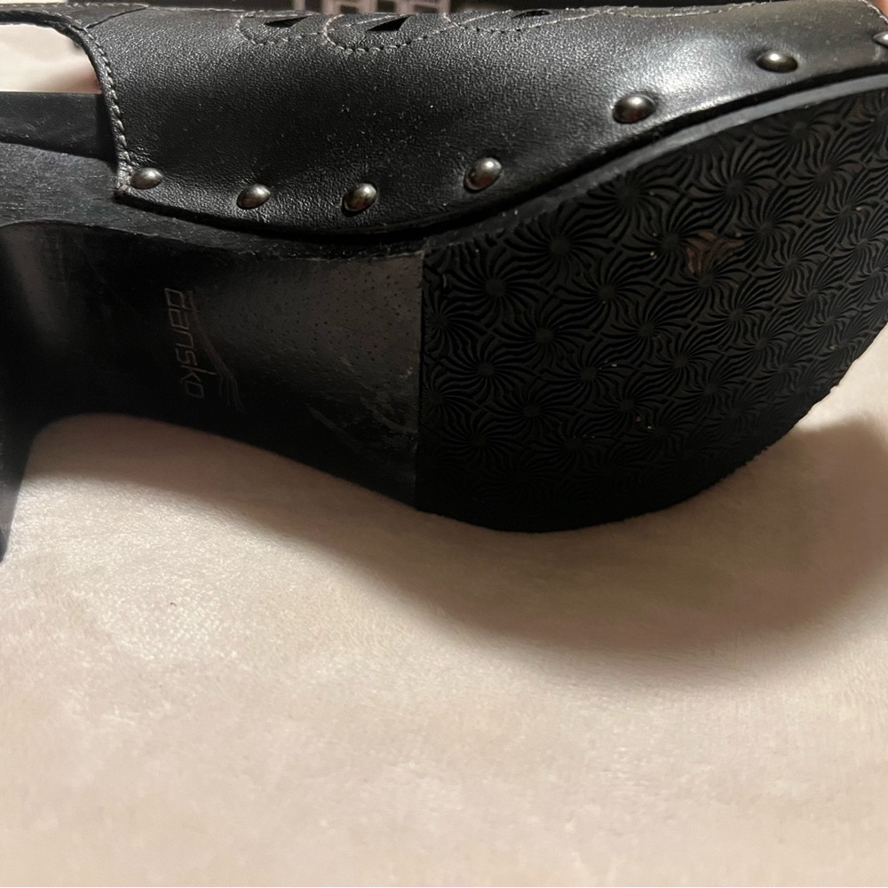 Dansko Black Sandals with Chunky Heel and Woven Design from the Walking Shoe Co. - Picture 8 of 12